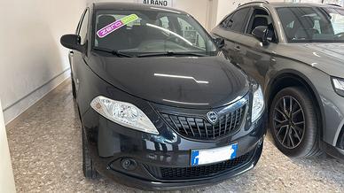 Lancia y my24 1.0 cc 70 cv start&stop hybrid gold 