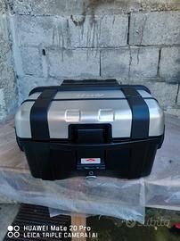 Givi trekker trk33 e trk46 top case leggi 