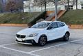 VOLVO V40 Cross Country D2 Momentum