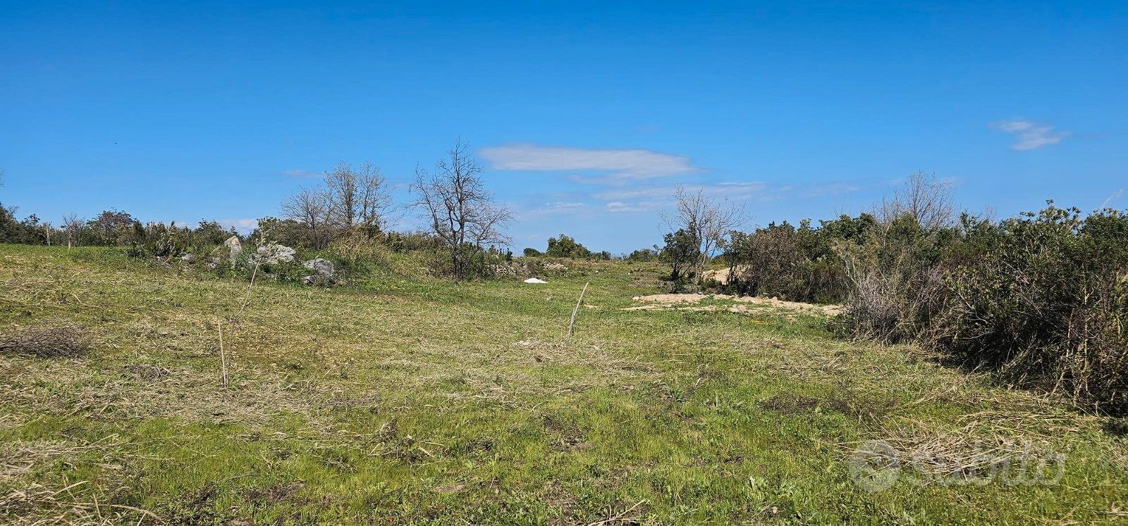 Terreno con progetto di villa certificato di 170mq - Vista 2