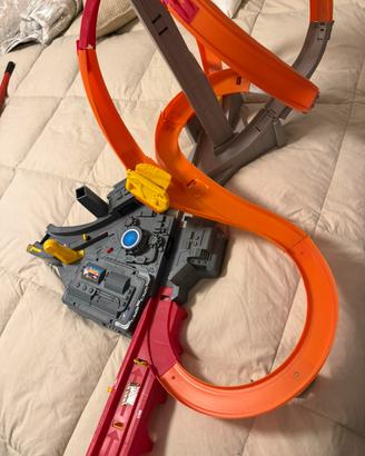 Pista Hot Wheels Spin Storm™ Track, + 5 macchine