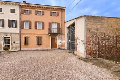 CASA INDIPENDENTE A ZEVIO