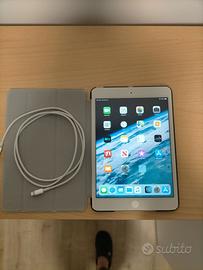 iPad Mini 2 Wi-Fi 16GB Silver con cover