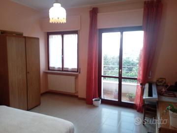 CAMERE DISPONIBILI  VICINO CHIESA S. ROCCO MATERA