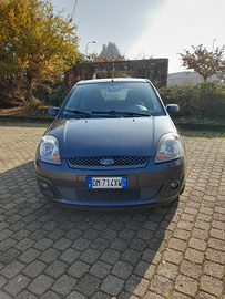 Ford fiesta 1,4 benz Euro 4 NEO PATENTATI