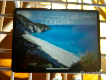 Ipad pro 11 (2018)  64 GB + accessori e scatola