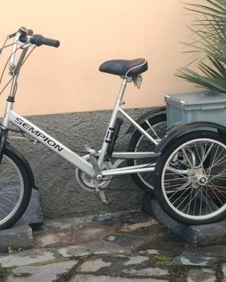 TRICICLO elettrico tutto italiano. 6 marce.