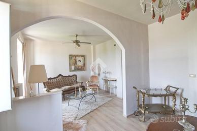 6 LOCALI A CAMPOMARINO