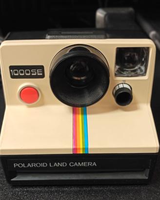 Polaroid 1000 SE Land Camera