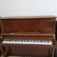 Pianoforte verticale samick