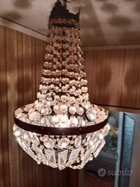 2 lampadari antichi a mongolfiera cristalli ottone