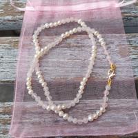 Collana perle e quarzo rosa