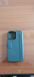 cover verde a portafoglio per iPhone 14 Pro