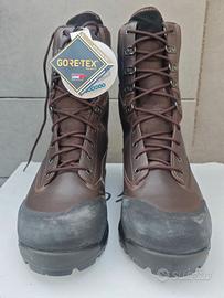 Anfibi militari tg. 46