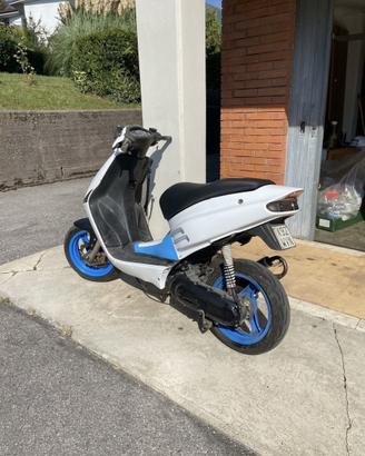 aprilia sr 50