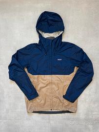 Giacca tecnica Patagonia outdoor trekking