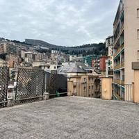 3 LOCALI A GENOVA