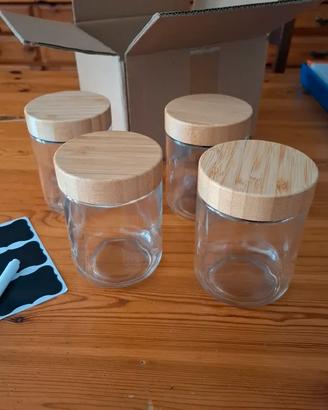 4 barattoli in vetro con tappo ermetico in bambù