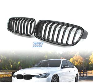 GRIGLIE BMW F30 F31 LOOK M PERFORMANCE NERO LUCIDO
