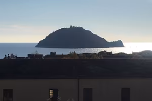 Appartamento di 130 m² con 5 locali e box auto a A
