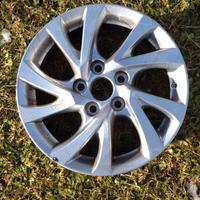 cerchio 16 pollici Toyota Auris