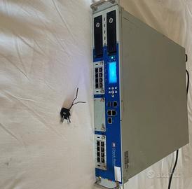 Check Point Firewall P-220 hdd 1T