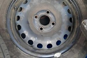 pneumatici più cerchi