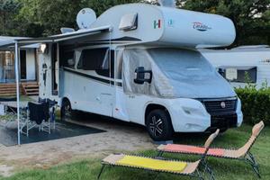 Camper CARADO A461 (Allestimento CAPRON - HYMER)