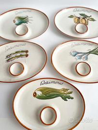 Piatti di ceramica ovali vintage dipinti a mano