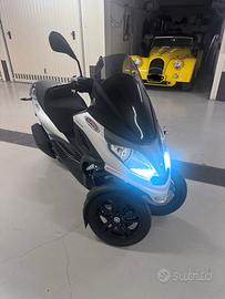 PIAGGIO MP3 300 HP
