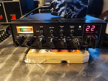 pearce simpson  super cheetha radio cb