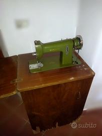 Macchina da cucire vintage 