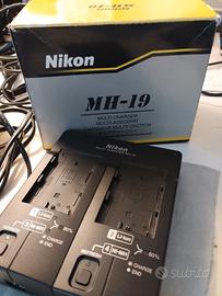 Nikon MH-19 multicharger