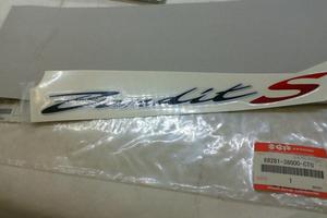ADESIVO EMBLEMA SX BANDIT SUZUKI 68281-38G01-CTG E