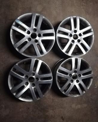 CERCHI IN LEGA (R16) GOLF V