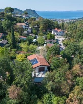 VILLA SINGOLA A COSTERMANO