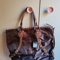 Borsa squamata marrone 