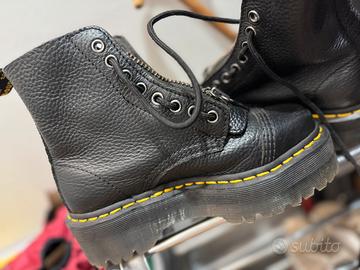 Dr. Martens pelle mobida