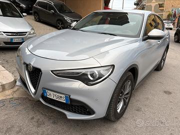 Alfa Romeo Stelvio 2.2 m-jet 190 cv Q4