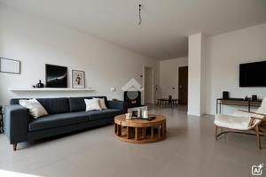 3 LOCALI A GALLIATE