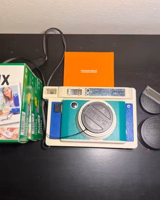 Lomo’Instant Wide + 3 confezioni di Instax Wide