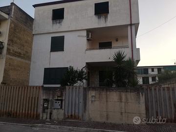 Casa indipendente orta di atella