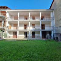 CASA SEMINDIPENDENTE A PEROSA CANAVESE