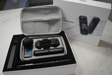 Insta 360 X5+accessori Essential Bundle Come Nuova