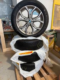 Cerchi originali BMW con Gomme da Neve Michelin