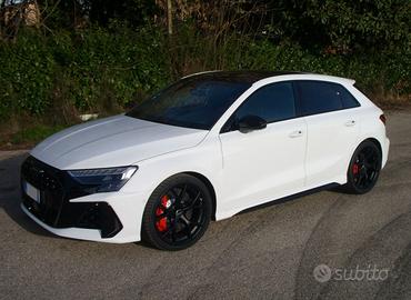 Audi RS3 SPB TFSI quattro S-Tronic