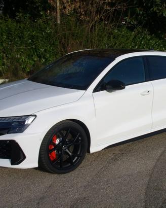 Audi RS3 SPB TFSI quattro S-Tronic