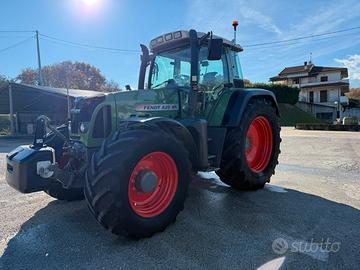 Trattore Fendt 820