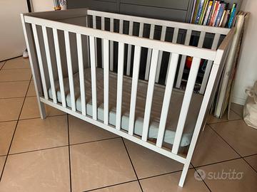 lettino ikea 60x120 in buone condizioni