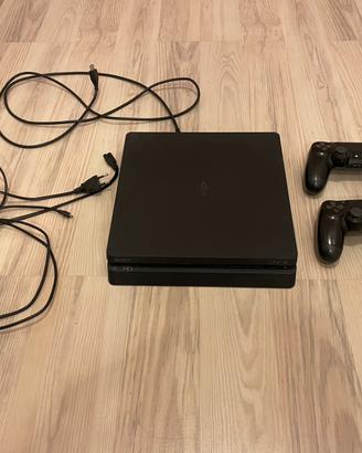 PS4 Slim + 2 Controller originali + 10 giochi
